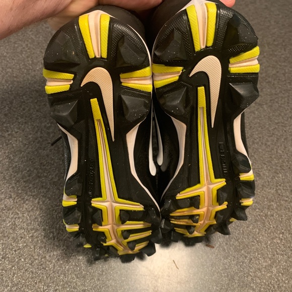 NIKE Vapor Football Cleats Size 8.5. - Picture 9 of 11